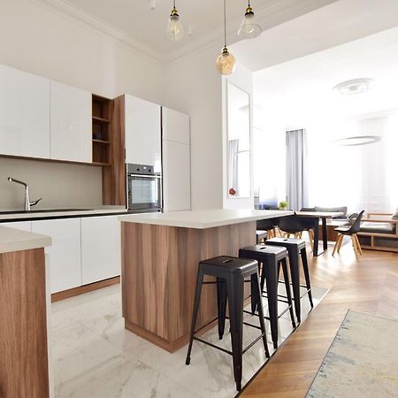 בודפשט Luxury Apartment By Hi5 - Bazilika Suite מראה חיצוני תמונה